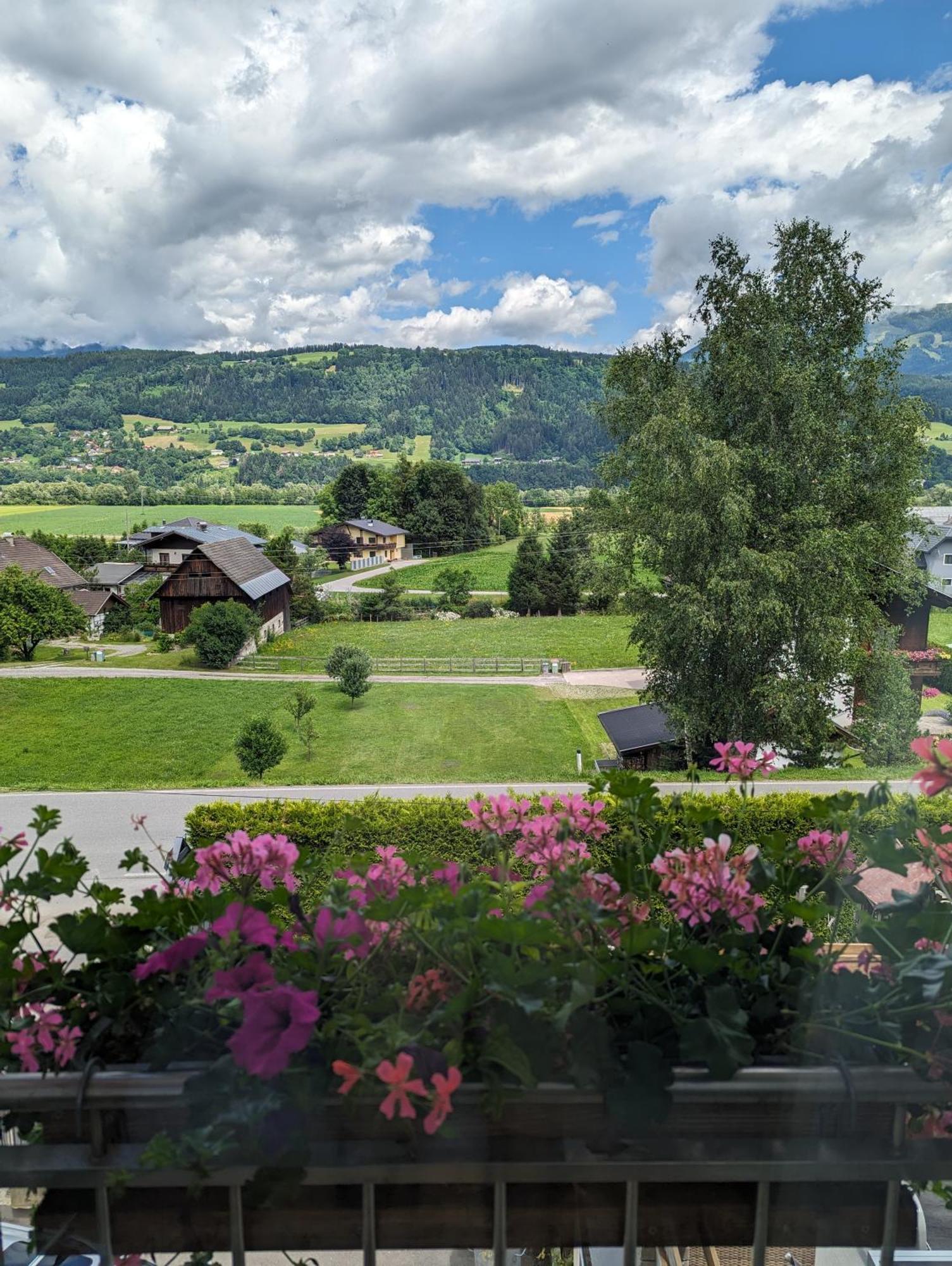 Haus Kathan Kamering Exterior photo